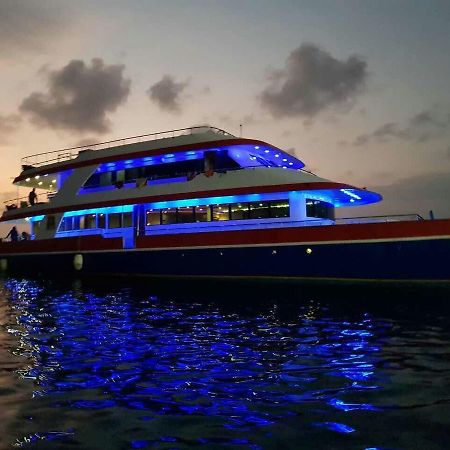 Fern Boquete Inn Hulhumale Exteriör bild